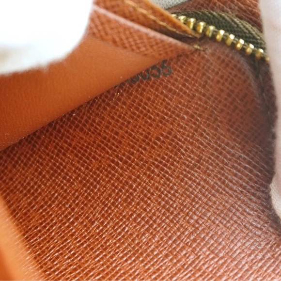 Louis Vuitton Monogram Leather Long Wallet - Picture 8 of 8